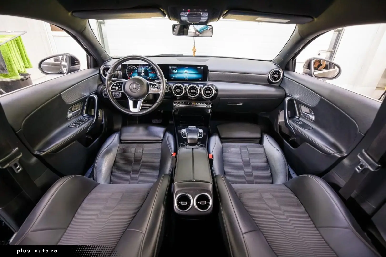 Mercedes-Benz A-180