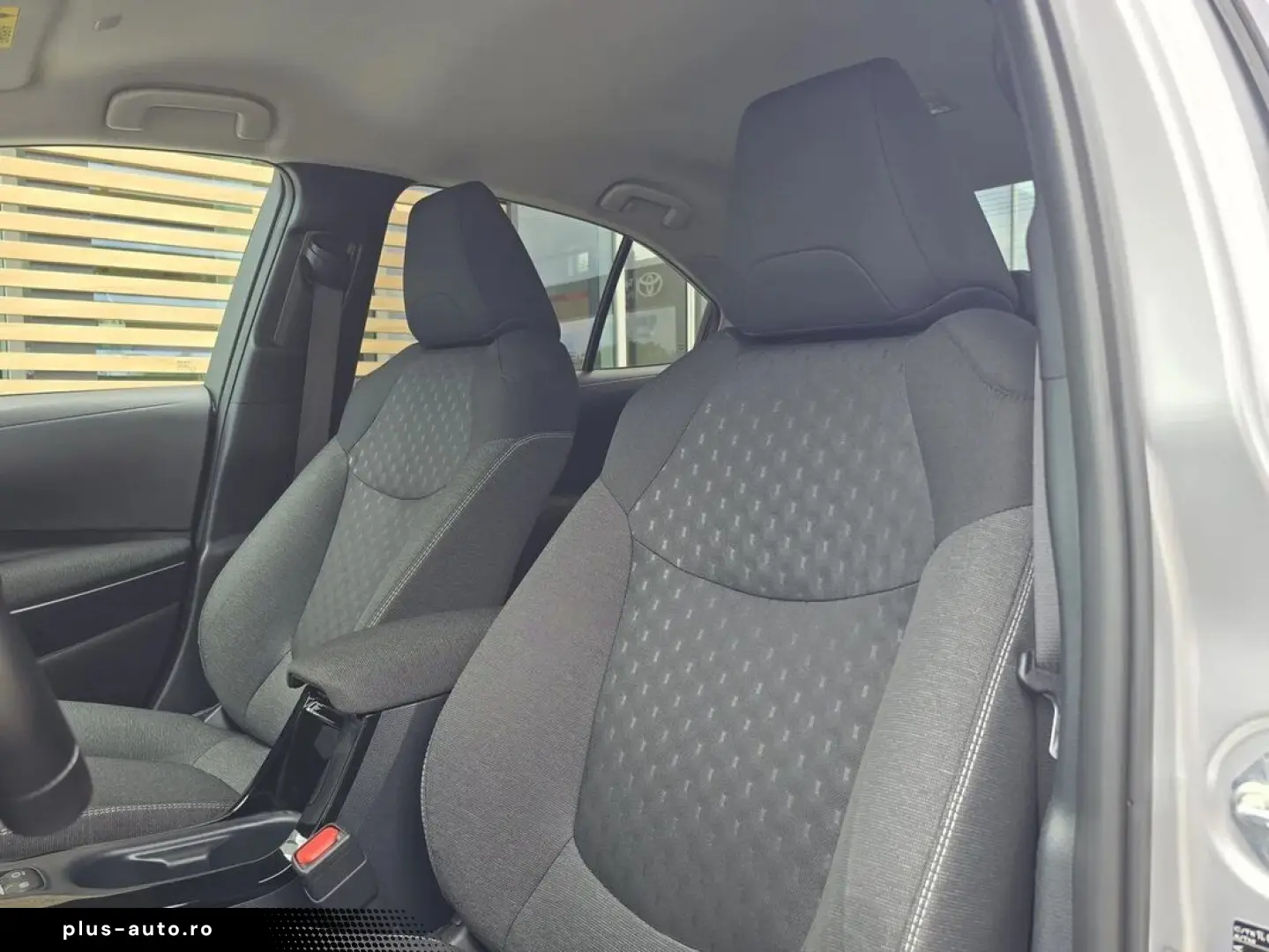 Toyota Corolla Hybrid 1.8 - Dynamic