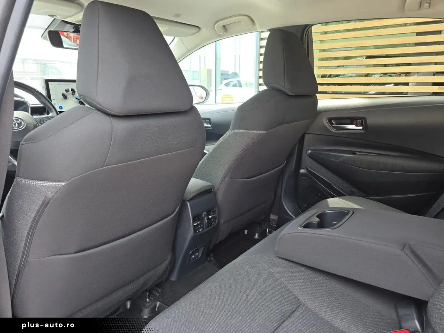 Toyota Corolla Hybrid 1.8 - Dynamic