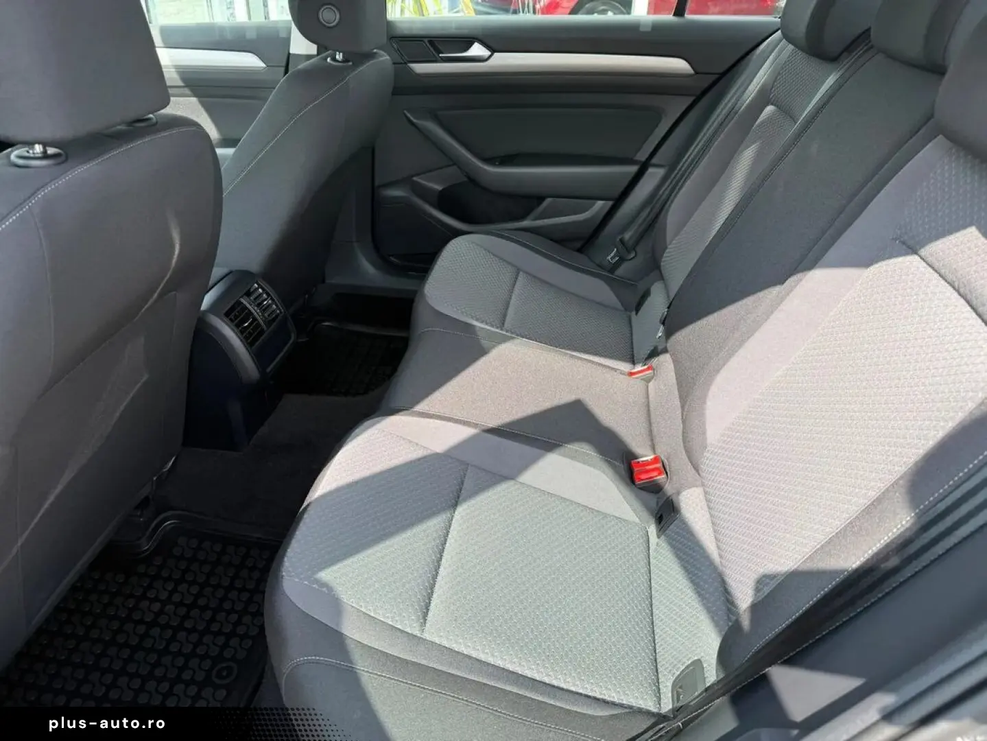Volkswagen Passat 2.0 TDI 150HP Advance