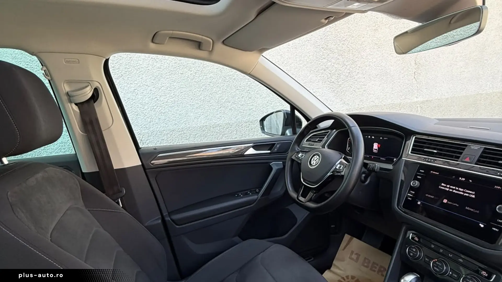 VOLKSWAGEN TIGUAN 4 MOTION R LINE