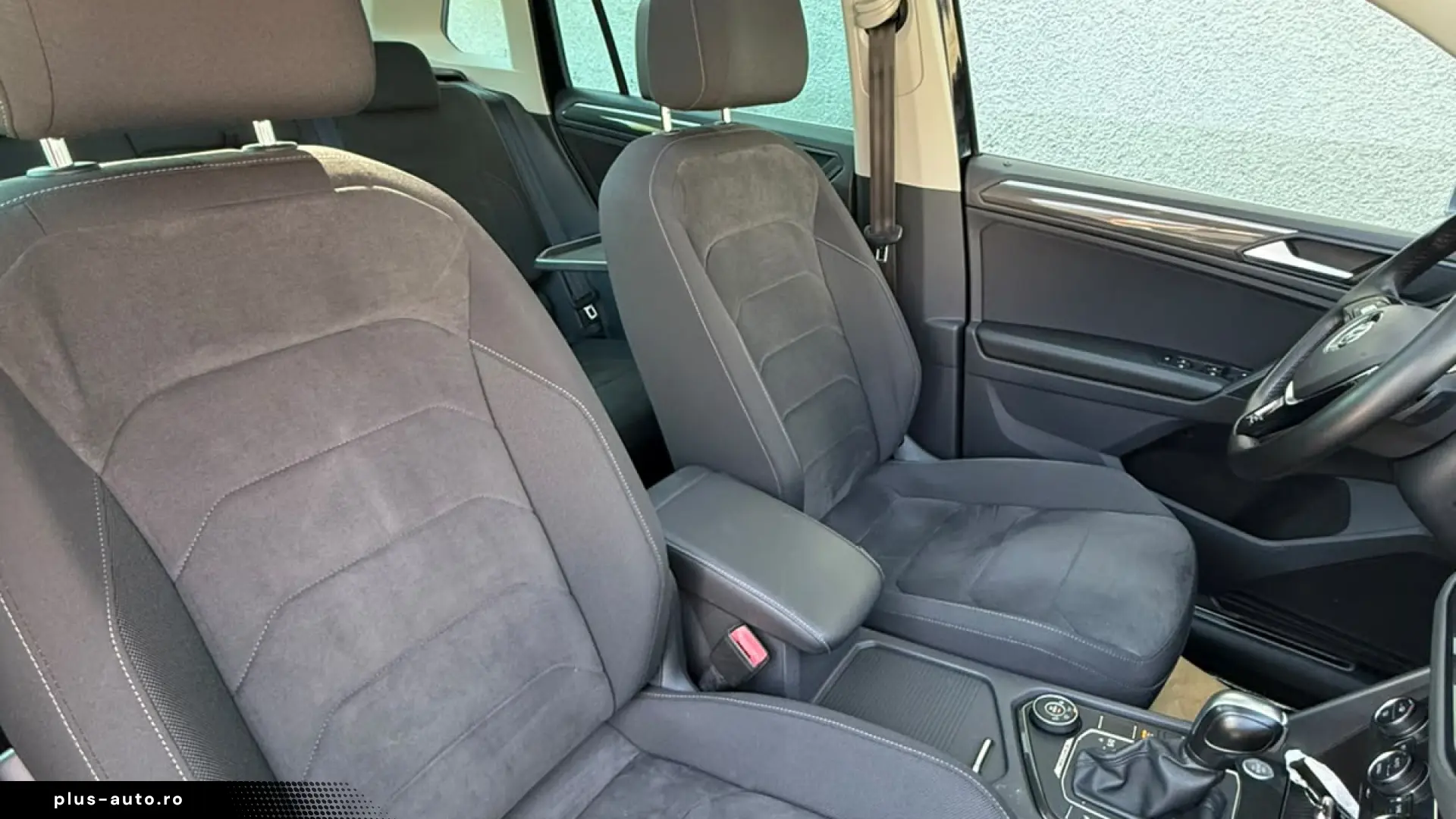 VOLKSWAGEN TIGUAN 4 MOTION R LINE
