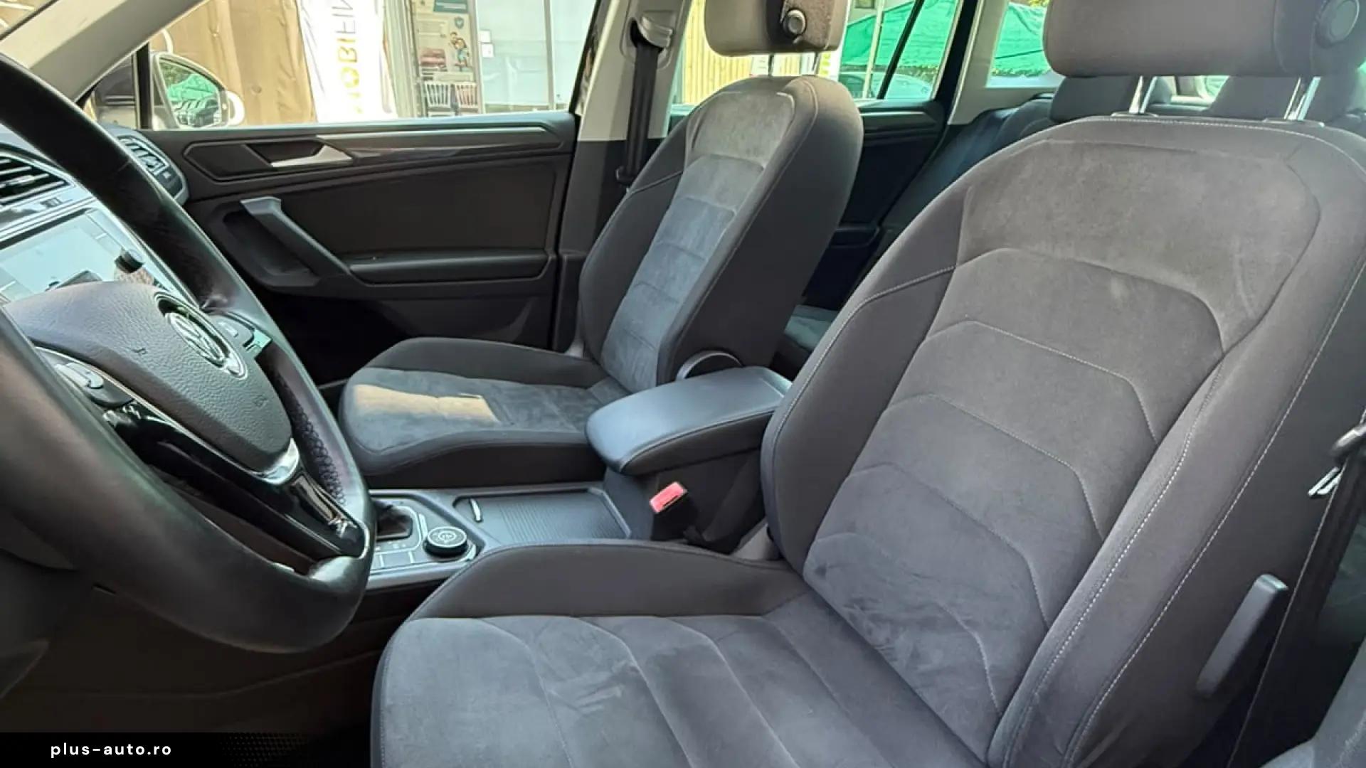 VOLKSWAGEN TIGUAN 4 MOTION R LINE