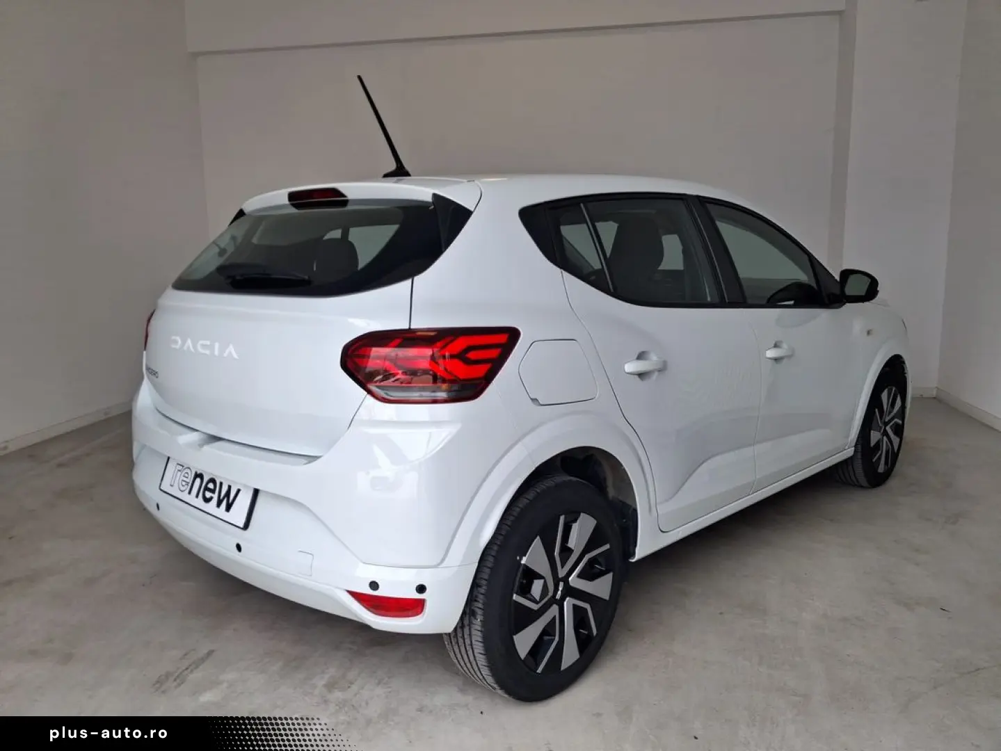 Dacia Sandero automat aproape nou 3490 km reali 2024
