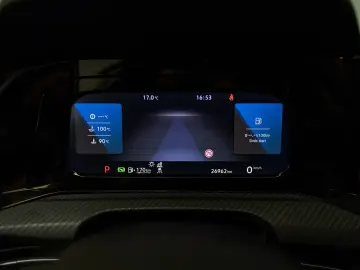 Volkswagen Golf R 2.0 TSI 4MOTION Performance