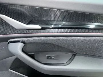 SKODA Kodiaq 1.5 TSI DSG Selection