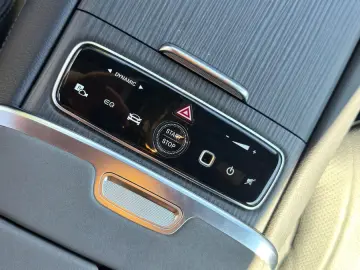 MERCEDES-BENZ EQS 580 4Matic  Hyperscreen Massage 36…