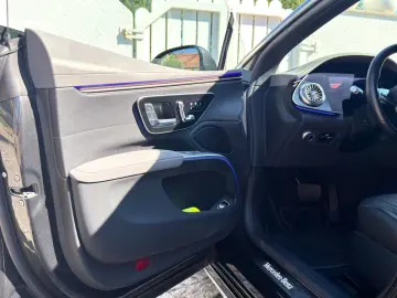 MERCEDES-BENZ EQS 580 4Matic  Hyperscreen Massage 36…