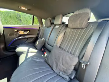 MERCEDES-BENZ EQS 580 4Matic  Hyperscreen Massage 36…
