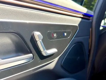 MERCEDES-BENZ EQS 580 4Matic  Hyperscreen Massage 36…
