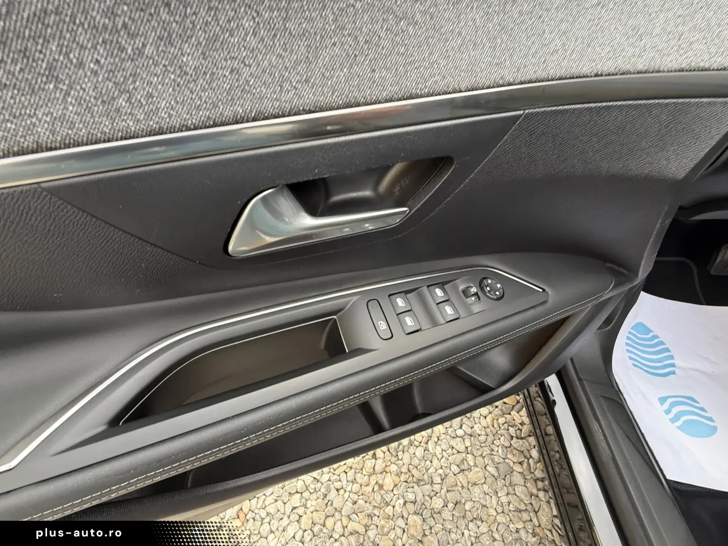 Peugeot 3008 Garantie 36 luni LED Piele TVA