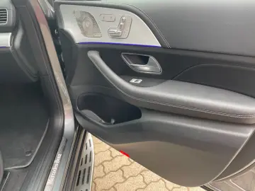 MERCEDES-BENZ GLE 450d 4 Matic