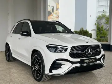 Mercedes-Benz GLE 450 d 4M AMG Line Pano Distronic Camera