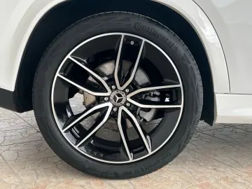 Mercedes-Benz GLE 450 d 4M AMG Line Pano Distronic Camera