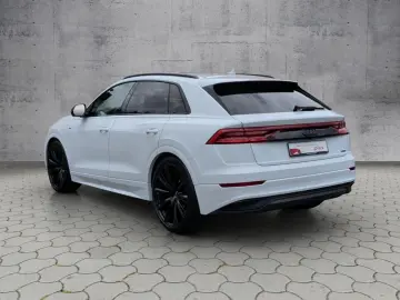 AUDI Q8 50 TDI quattro STH AHK PANO B&O