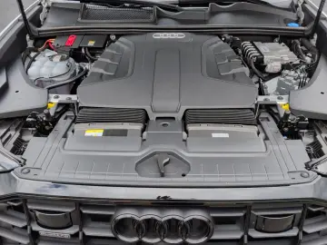 AUDI Q8 50 TDI quattro STH AHK PANO B&O