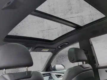 AUDI Q8 50 TDI quattro STH AHK PANO B&O