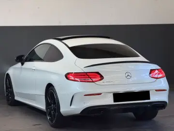 Mercedes-Benz C 300d Coupé AMG Line Plus Pano