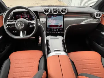 MERCEDES-BENZ GLC 200 4M AMG Line Carbon 360 Kam.