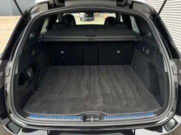 MERCEDES-BENZ GLC 200 4M AMG Line Carbon 360 Kam.