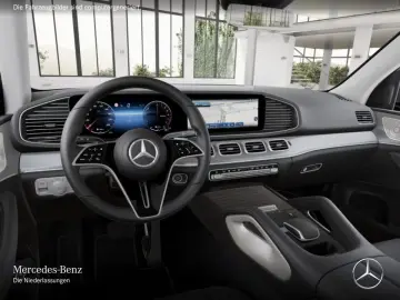 Mercedes-Benz GLE 350 de 4M Adv Pano Multibeam AHK Kamera