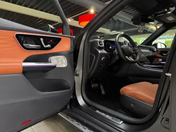 MERCEDES-BENZ GLC 220 d 4M AMG PremiumPlus MAGNO Pano HuD