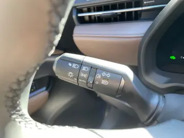 Lexus LBX FWD Emotion  ACC PDC SHZ CarPlay RCam