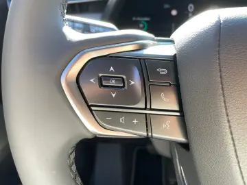 Lexus LBX FWD Emotion  ACC PDC SHZ CarPlay RCam