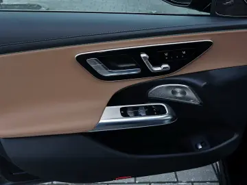 Mercedes-Benz E 220 d 4M AMG  360  Trapa Ventilatie