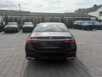 Mercedes-Benz E 220 d 4Matic AMG Line Prem Plus-Technik-Pak