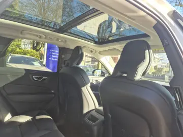 VOLVO XC60 T6 AWD
