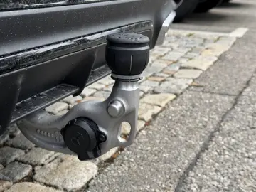 Mercedes-Benz E 220d4M AMG Night Edition Burmester Pano 360