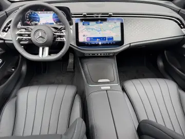 Mercedes-Benz E 220d4M AMG Night Edition Burmester Pano 360