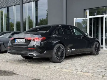 Mercedes-Benz E 220d4M AMG Night Edition Burmester Pano 360
