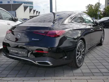 MERCEDES-BENZ CLE 200 4MATIC AMG LINE