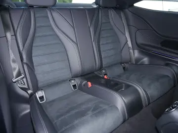 MERCEDES-BENZ CLE 200 4MATIC AMG LINE