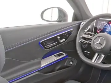MERCEDES-BENZ CLE 200 4M AMG LINE