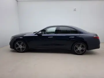 Mercedes-Benz E 220 d 4M AMG Pano Distr 360 Night Burm4D