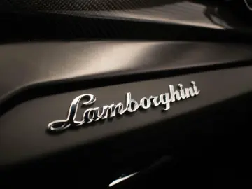 Lamborghini Urus 4.0 V8 Bi-Turbo Pano