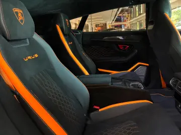 LAMBORGHINI URUS PERFORMANTE - FULL CARBON