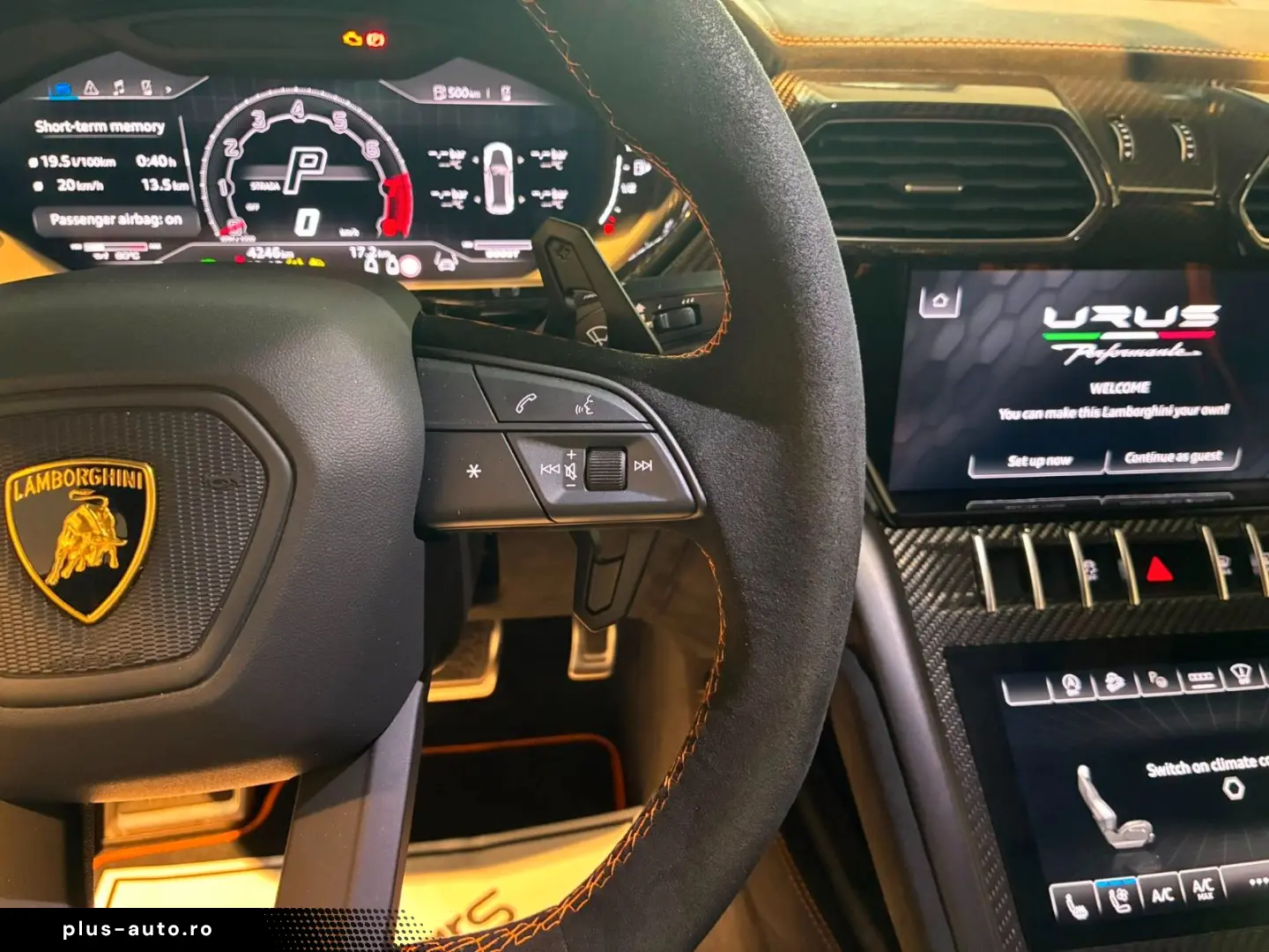 LAMBORGHINI URUS PERFORMANTE - FULL CARBON