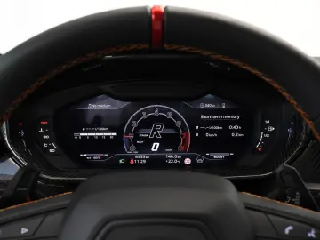 LAMBORGHINI Urus Sport