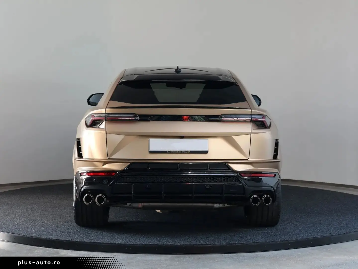 LAMBORGHINI Urus Sport