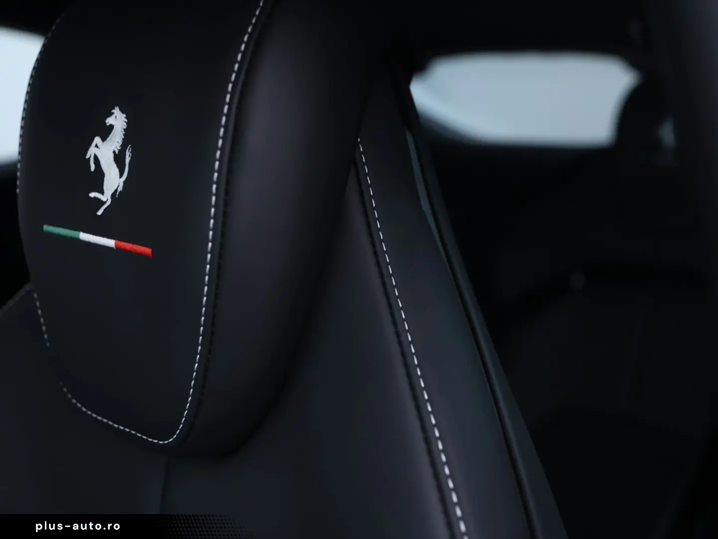 FERRARI Purosangue