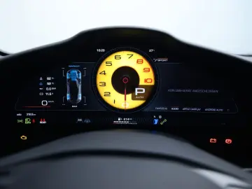 FERRARI Purosangue