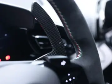 FERRARI Purosangue