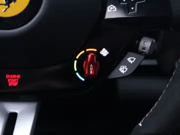 FERRARI Purosangue
