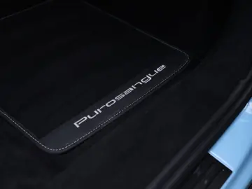FERRARI Purosangue
