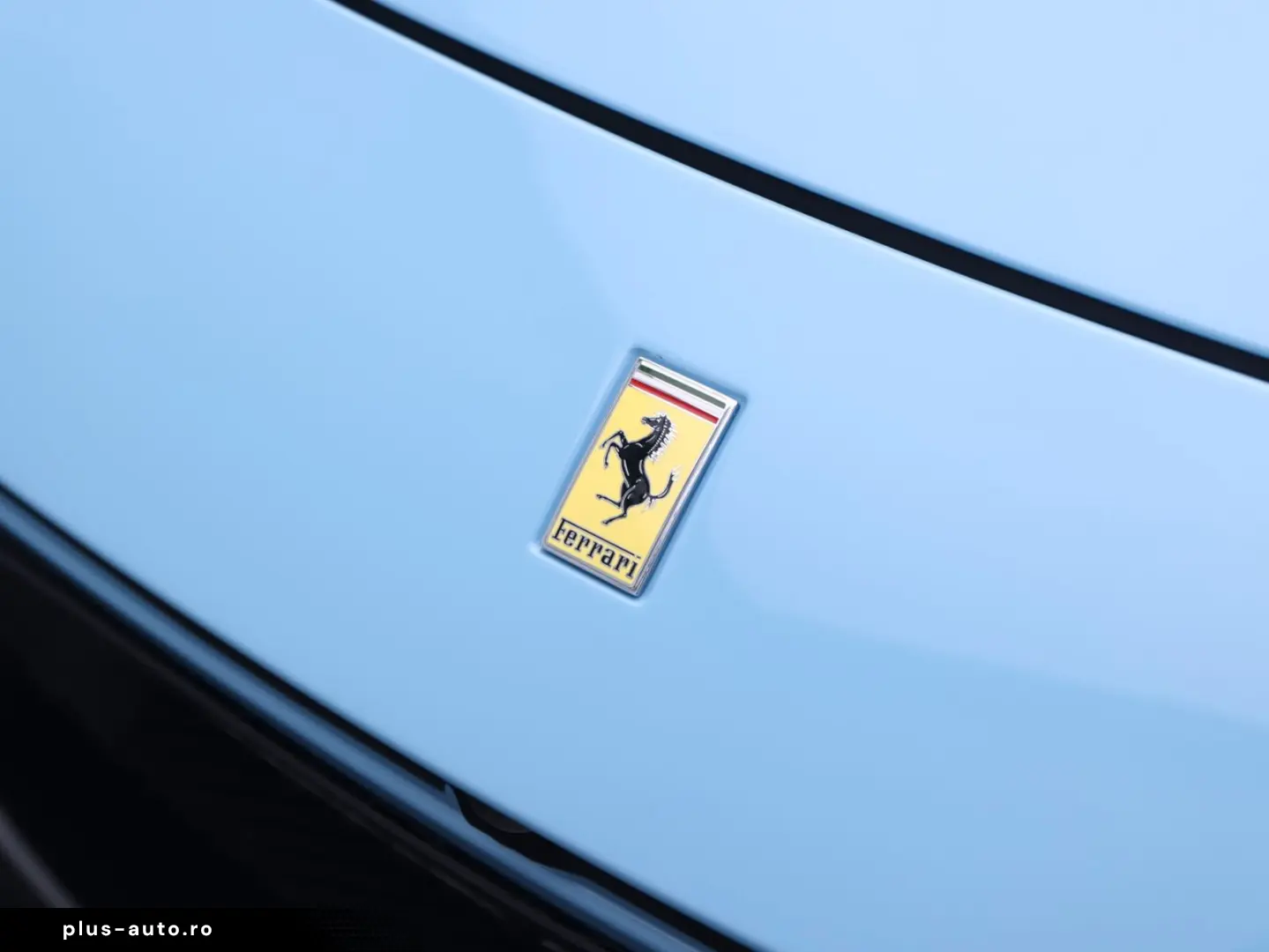 FERRARI Purosangue