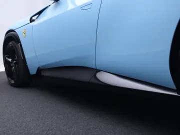 FERRARI Purosangue
